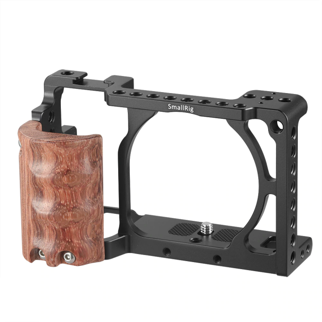 SmallRig Cage with Wooden Handgrip for Sony A6000/A6300 2082 / SYNTEX.CZ
