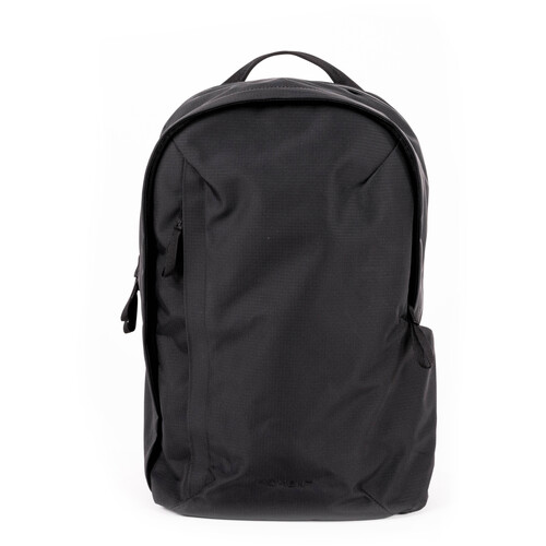 Moment Everything Backpack   L Weekender   Black / SYNTEX.CZ