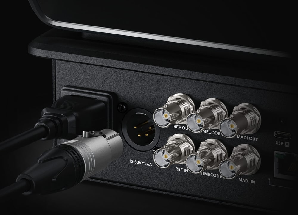 ATEM Television Studio HD8 2TB – Vestavěné napájení a záloha 12 V
