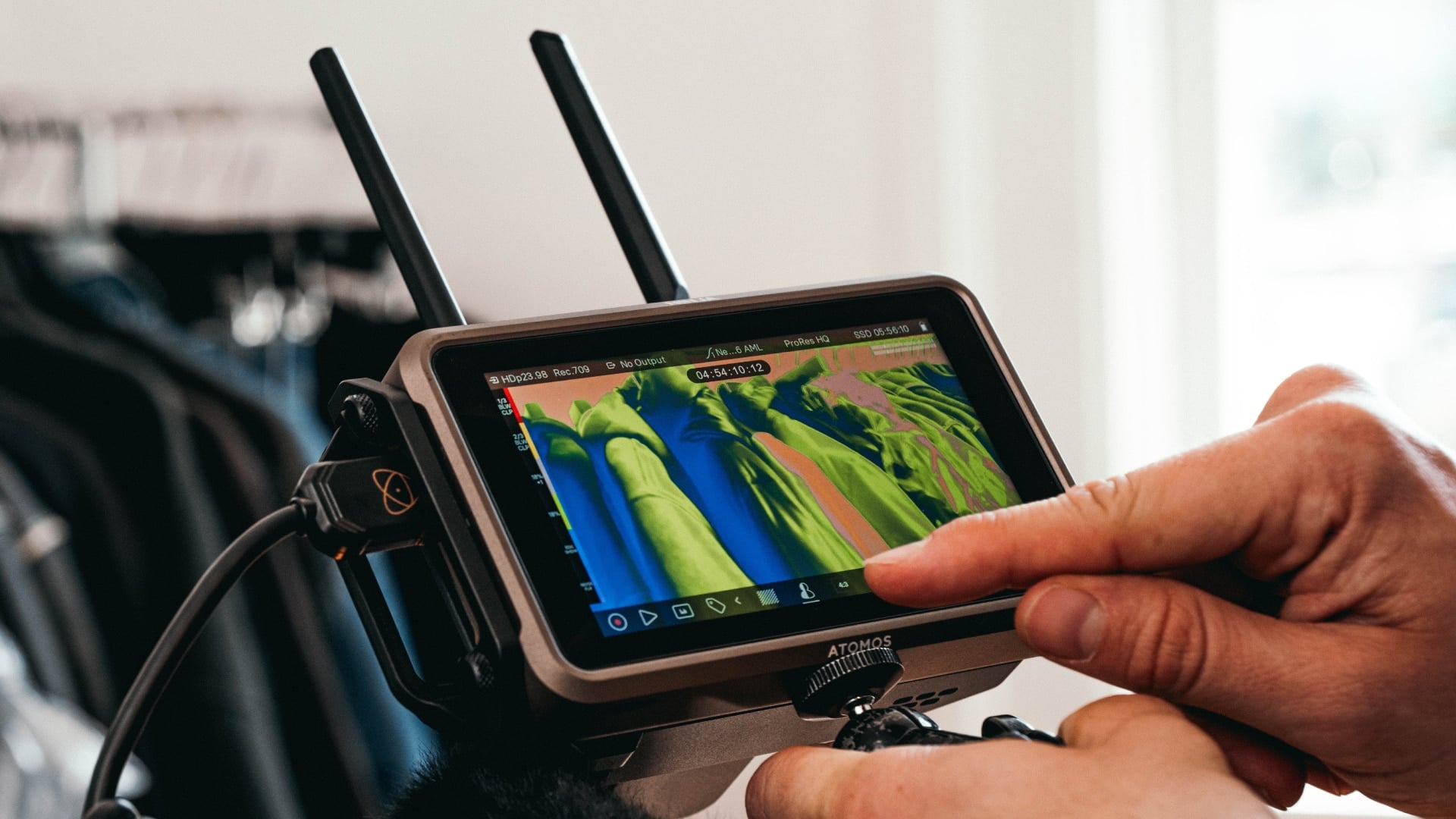 AtomOS 11 na monitoru Atomos Ninja