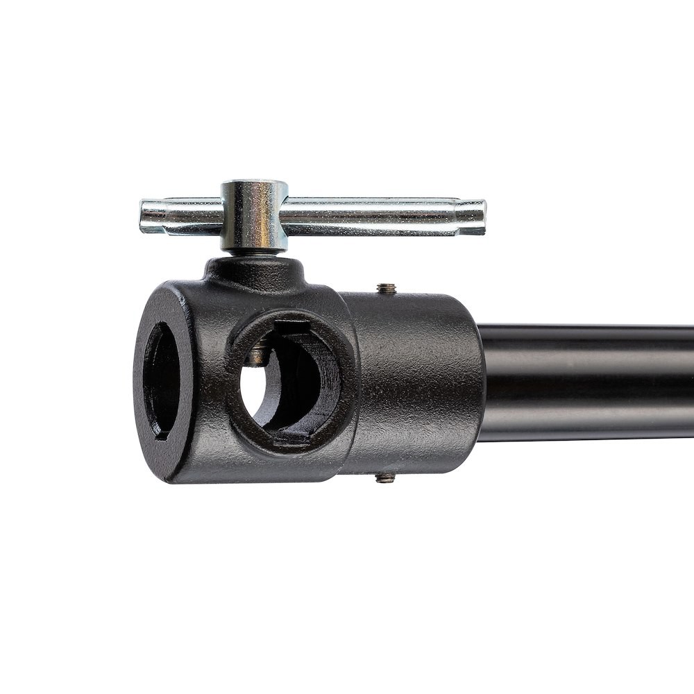 Detail třídílné konstrukce Manfrotto 272B