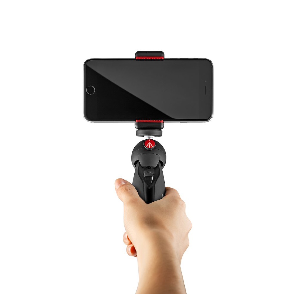 Manfrotto PIXI použitý jako ruční grip se smartphonem