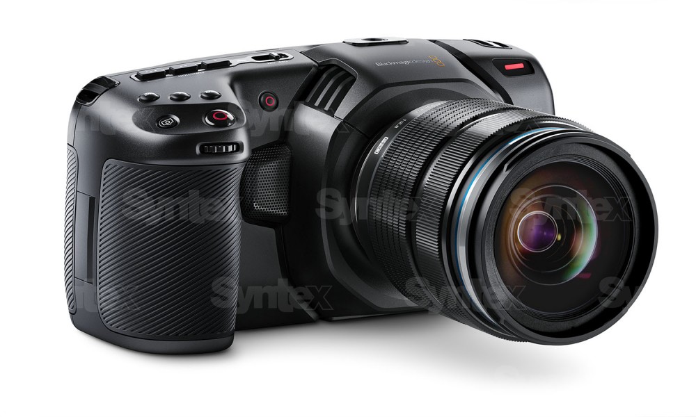 Čelní pohled na Blackmagic Pocket Cinema Camera 4K