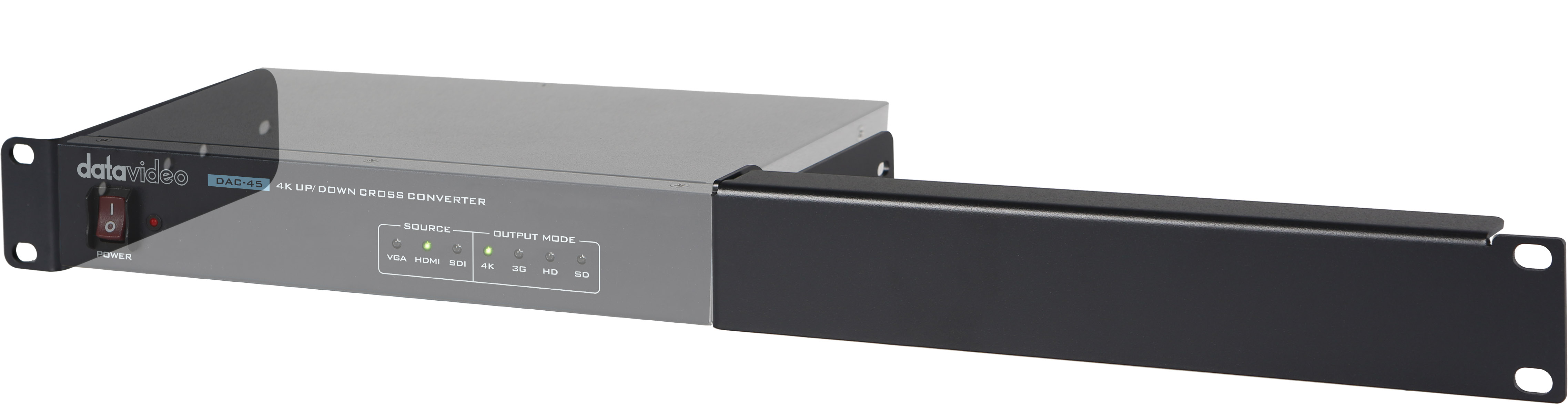 Datavideo RMK-1 s jedním převodníkem Datavideo DAC-45 a poloviční krycí deskou