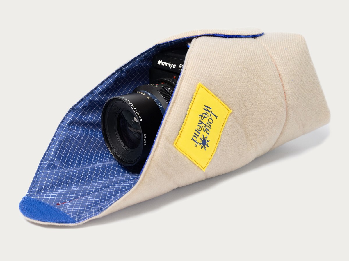 Fotoaparat, zavit v ovojnico Long Weekend Padded Camera Wrap