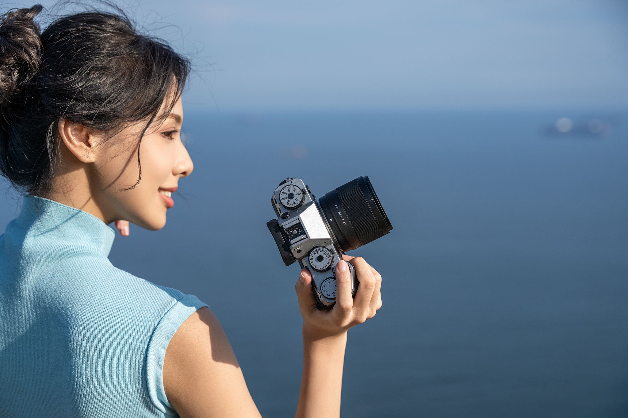 Viltrox 15 mm F1.7 Air na fotoaparátu