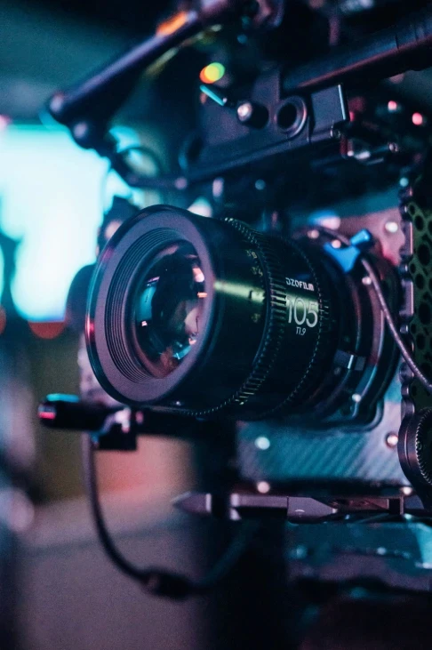 Objektiv řady Vespid Prime2 na filmové kameře