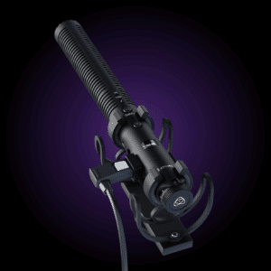 Dodávaný uzamykatelný kabel USB-C mikrofonu Atomos StudioSonic Shotgun