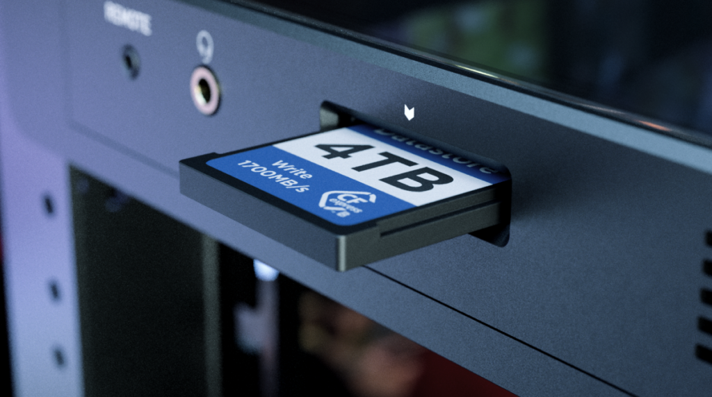 CFexpress Type B card in the Atomos Shogun AV-19