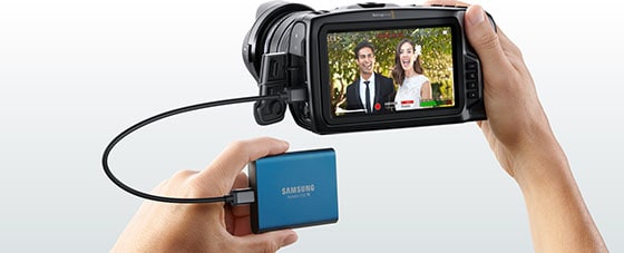 Blackmagic Pocket Cinema Camera 4K – Karty SD a CFast i externí disk přes USB-C