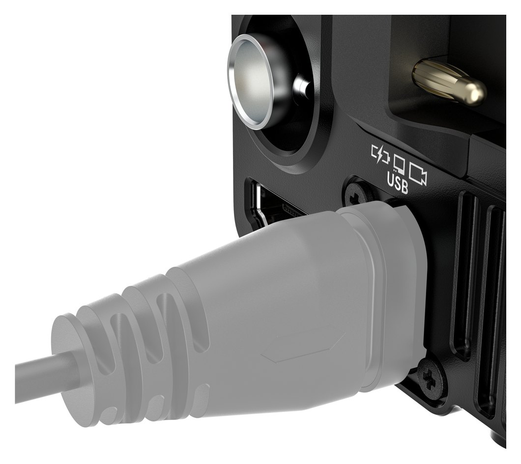 Tři zamykací porty USB-C