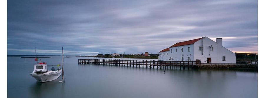 Vyrovnaná obloha a krajina