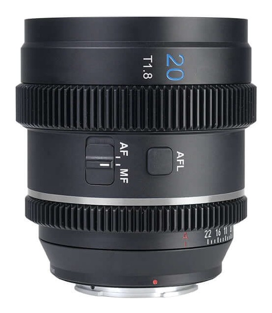 Sirui 20 mm T1,8 1,33× S35 AF anamorfní (Sony E, neutrální odlesk)