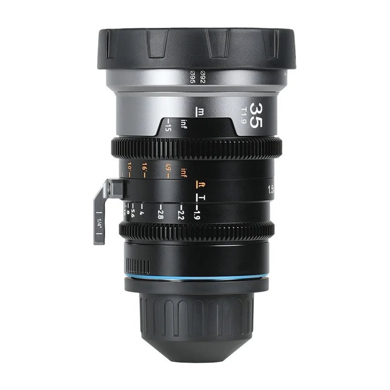 Sirui IronStar 35 mm T1,9 1,5× FF anamorfní objektiv (modrý odlesk)