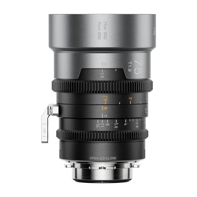 Sirui IronStar 75 mm T1,9 1,5× FF anamorfní objektiv (neutrální odlesk)