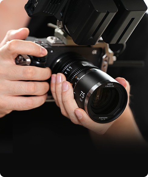 Sirui Saturn V2 50 mm T2,9 1,6× FF anamorfní objektiv (Sony E) – Pro tvůrce, kteří točí sami