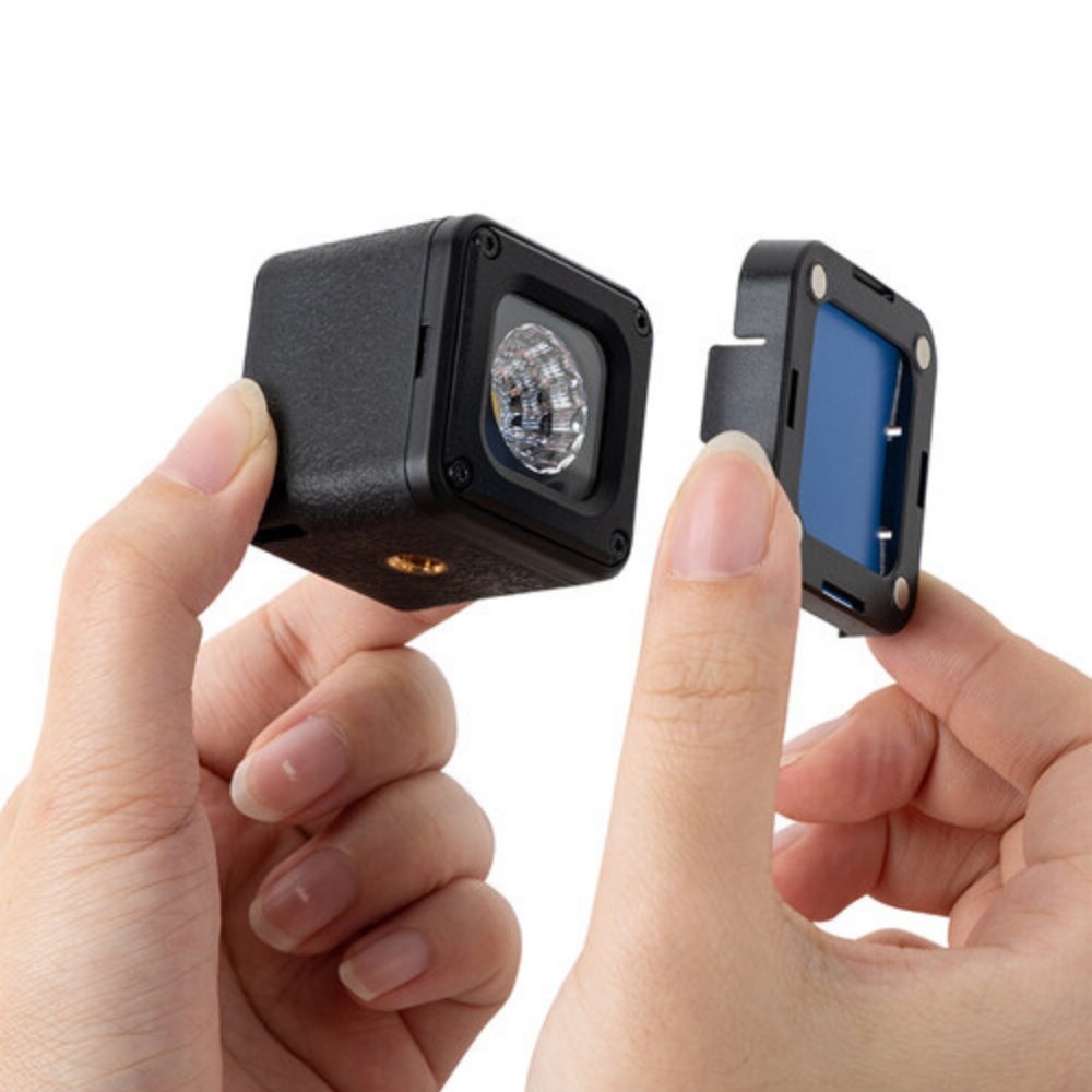 RM01 LED Video Light