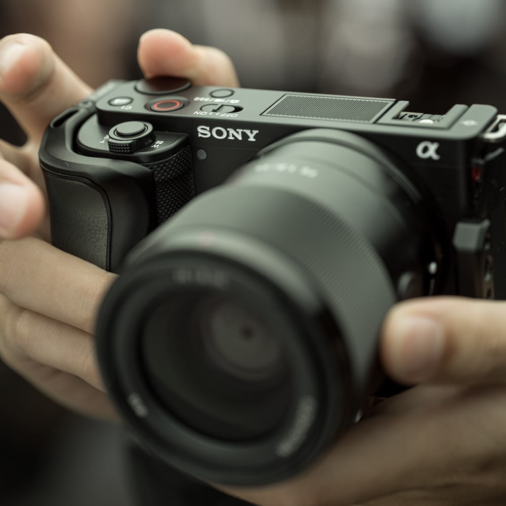Features a silicone grip for enhanced comfort