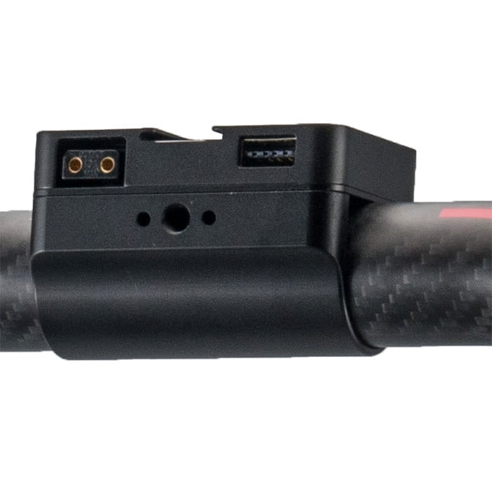 D-Tap a USB-A přímo na kroužku