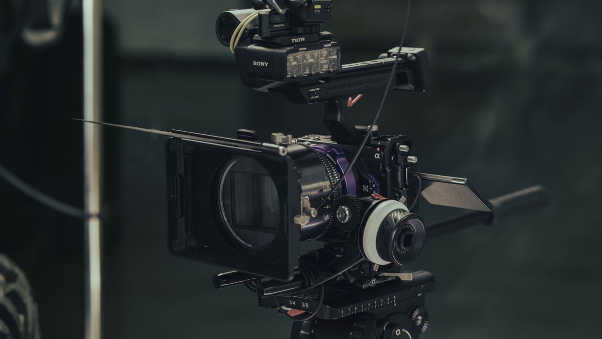 Základní deska a 15mm tyče pro matte box i follow focus