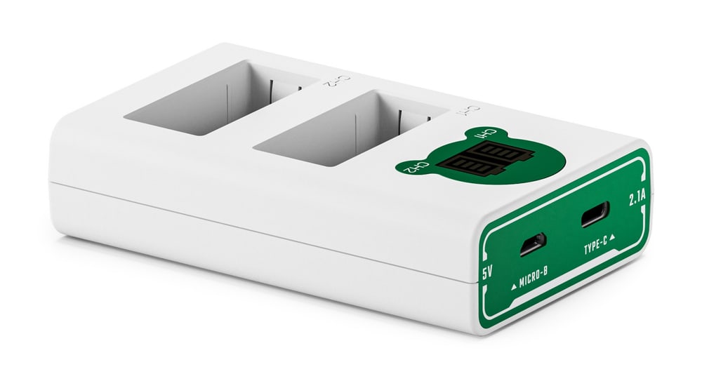 Dva vstupy: USB-C i Micro-USB