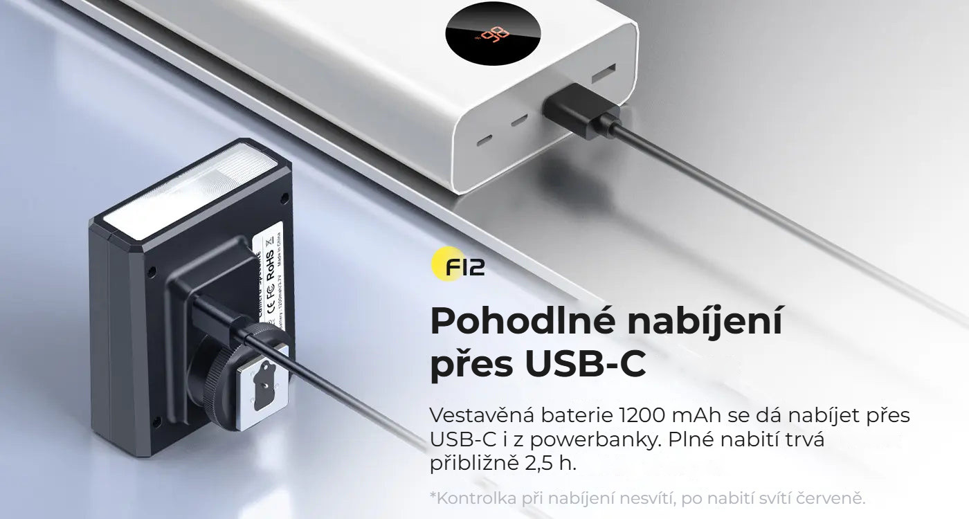 Ulanzi F12 V2 mini blesk – Nabíjení přes USB-C