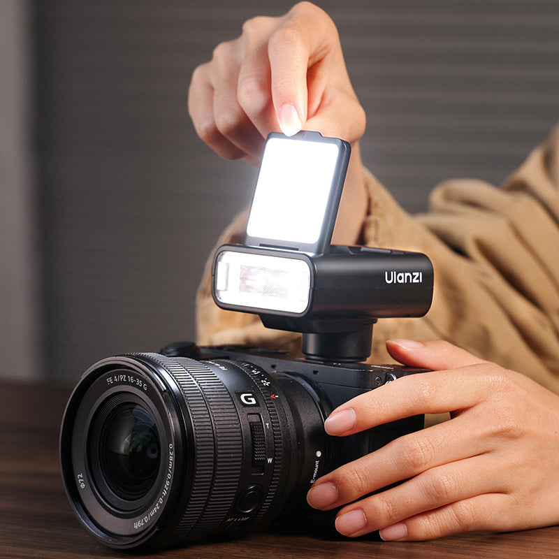 Ulanzi FT16 TTL blesk pro Sony, černý – Blesk a LED panel nezávisle